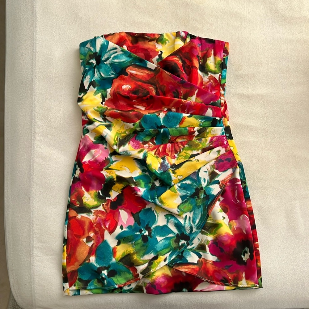 Floral print mini dress strapless